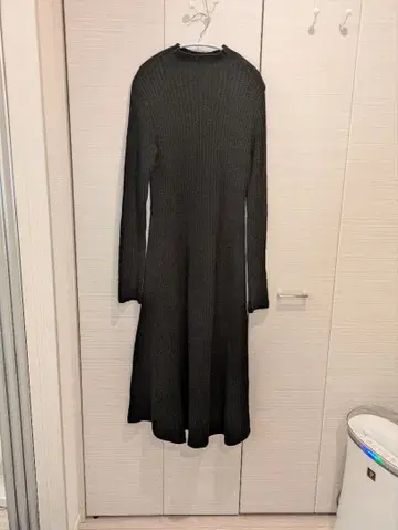 Mila Owen 블랙 니트 원피스 사이즈 1