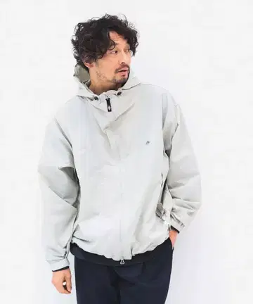 단톤 나일론 후드 자켓