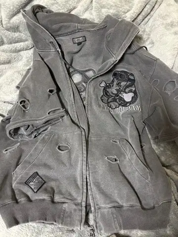 갈피 어둠에 물든 반전 후드티 GALFY