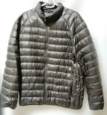 유니클로 울트라 라이트 다운 수납 봉투 포함 브라운 L