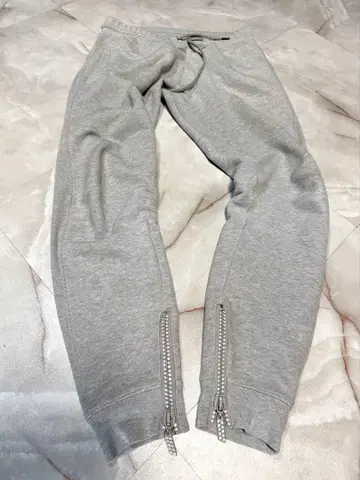 1PIU1UGUALE3 RELAX 큐빅 맨투맨 조거 팬츠 M