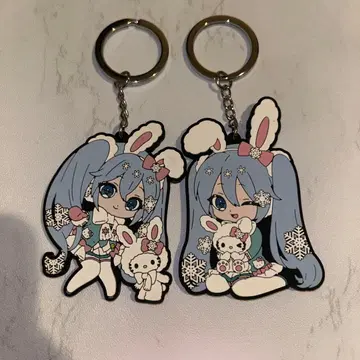 유키 미쿠 홋카이도 하츠네 미쿠 아크릴 키링 2개 세트