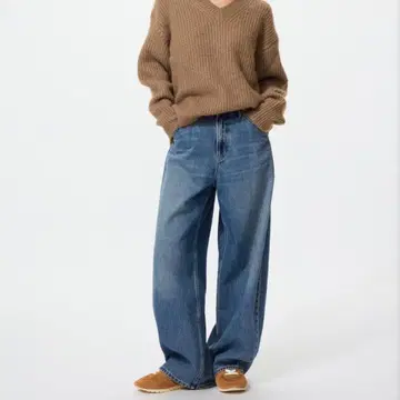 [ 새상품 ] 유니클로 UNIQLO 배기 커브 청바지  블루 사이즈 25