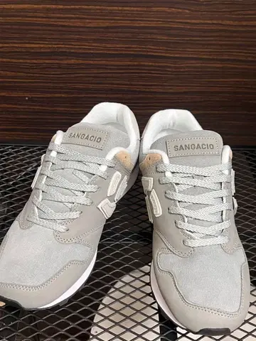 뉴이즈 [ GRAY ] 10주년 한정판 모델 SANGACIO 스니커즈 뉴