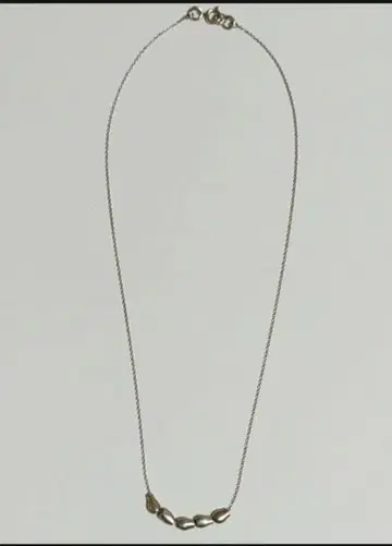 실버 목걸이 세서미 모티브 uiny(우이니)