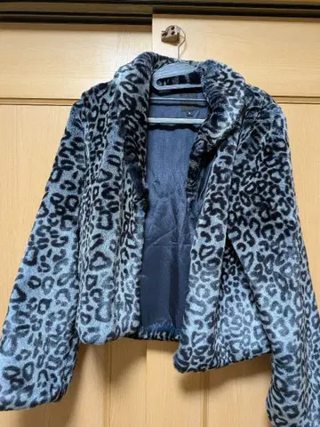 안나수이 ANNA SUI 퍼 블루종