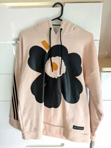 adidas 마리메꼬 후드 부착 후드티 L 사이즈