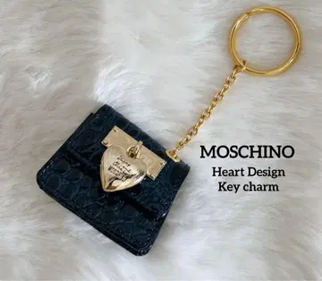[MOSCHINO] 귀한 디자인 하트 로고 백 디자인 키링