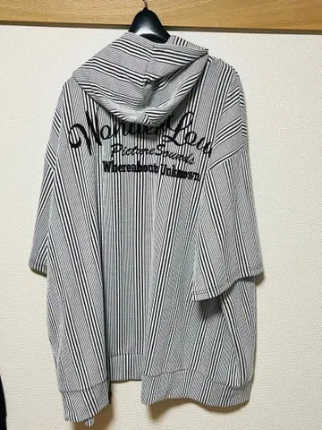 스트라이프 패턴 후드 부착 후드티