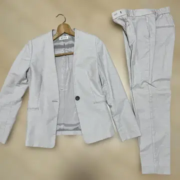 아이보리 비즈니스 정장 상하의 세트