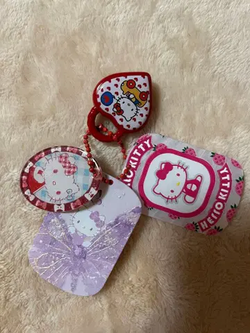 헬로키티 아크릴 키링