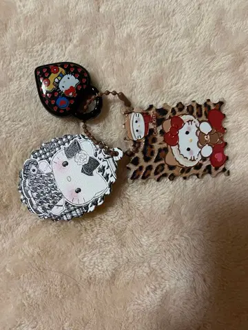 헬로키티 아크릴 키링