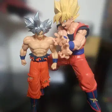 손오공 피규어 2체 세트