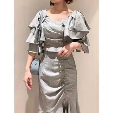 snidel 셋업 착용 가능 머메이드 스커트 크롭 블라우스