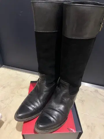 MARGARET HOWELL 가죽 스웨이드 롱 부츠 블랙