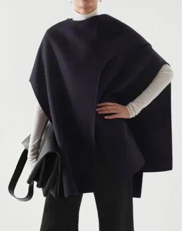 COS 울 블렌드 케이프 네이비