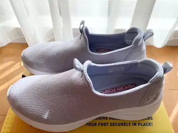 새상품급 스케쳐스 슬립온 슈즈