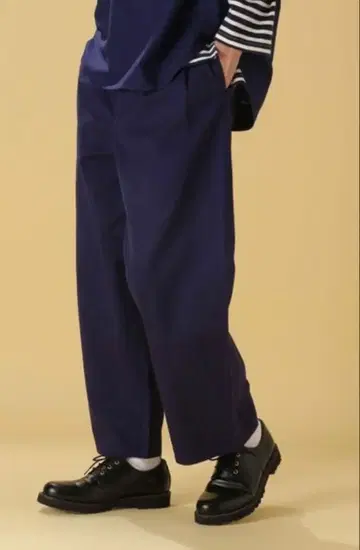 [ Le Pigeon ] 와이드 턱 팬츠