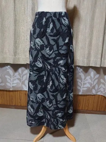 보타니컬 플라워 무늬 롱 스커트