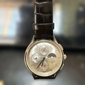 제네바 실버 크로노그래프 손목시계