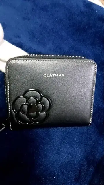 클레이사스 접이식 지갑