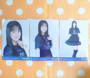 노기자카46 브로마이드 스즈키 유나 전일투어 2025 셔츠 B Ver