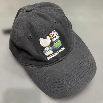 블루스 트릭 우드스탁 자수 캡 블랙