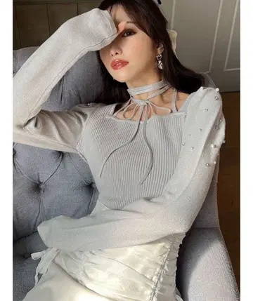 RESEXXY 숄더 비쥬 초커 니트탑