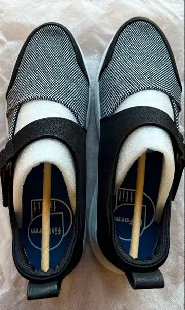 신발 핏핏 스니커즈 23cm