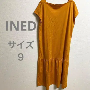 INED 이네드 슬리브리스 티어드 원피스 머스타드