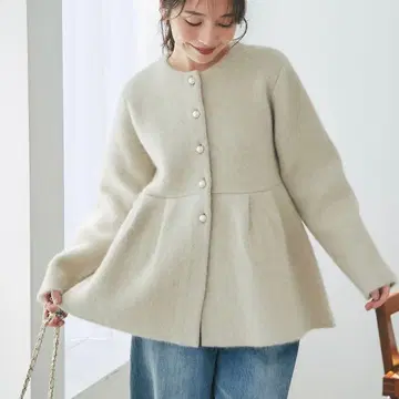 러브티크 본봉 하이퀄리티 헤어리 울 니트 페플럼 자켓