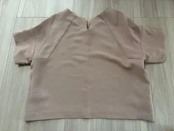 EMMEL REFINES 2WAY 지퍼 블라우스 베이지