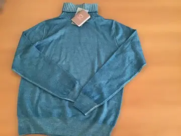 크루치아니 스테디셀러 니트 사이즈 44