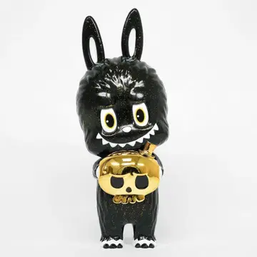 Labubu Tycoco Cre (블랙+크롬 골드)