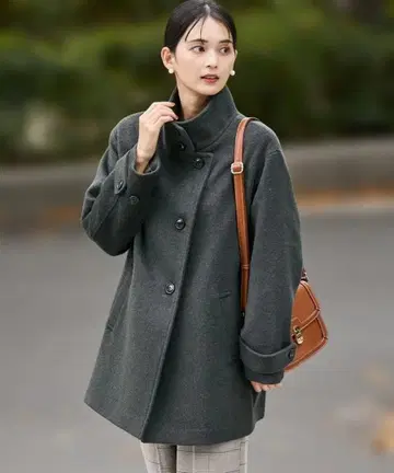 a.v.v. 스탠드 카라 미디 코트 새상품 택 포함