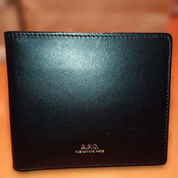 A.P.C. 블랙 접이식 지갑 가죽 블랙