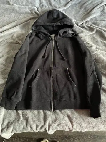 LANDNESS/랜드네스/지퍼 후드티