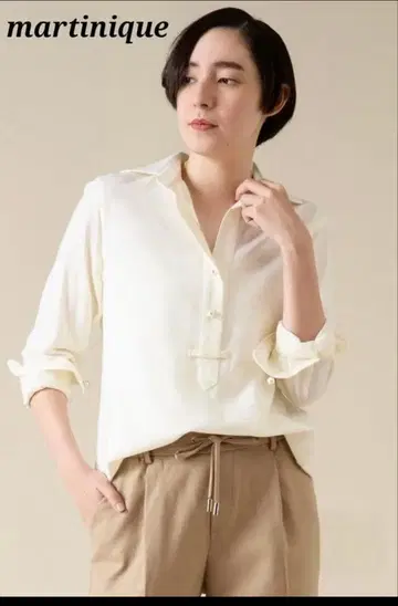 martinique 아이보리 긴팔 셔츠