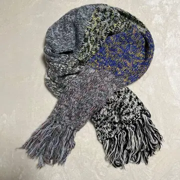 미사용 새상품 Cardo Fabrica 멀티 컬러 머플러