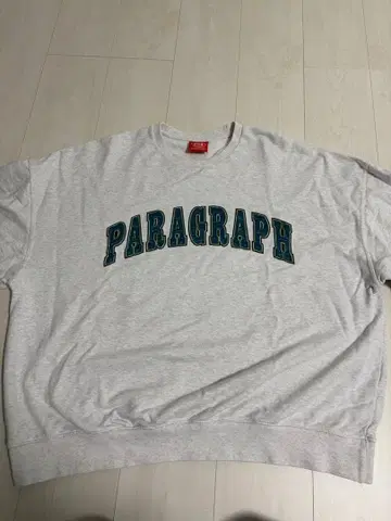 PARAGRAPH 트레이닝복