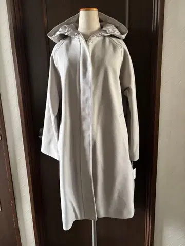 택 포함 새상품 메틀리제 MAITRESSE 롱 코트 후드 부착 야마다야