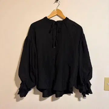 BEAMS 긴팔 블라우스