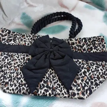 나라야, 레오파드 무늬 토트백