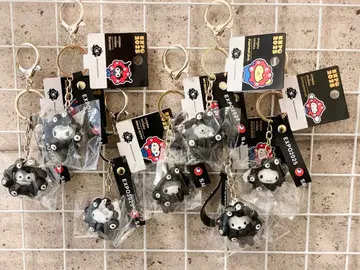 [라스트] EXPO2025 산리오 흑미야쿠미야쿠 흑백 키링 7종