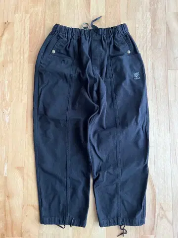 South2 West8 벨티드 C.S. 팬츠