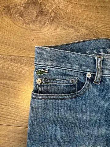 Lacoste 슬림핏 데님 팬츠