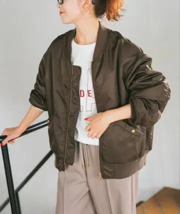 [택 포함 새상품] Spick&Span 나일론 더블 지퍼 블루종 여성용