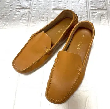 다이애나 모카신 로퍼 가죽 카멜 24.0cm