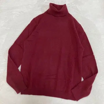 유니클로 캐시미어 100% 터틀넥 스웨터 XL