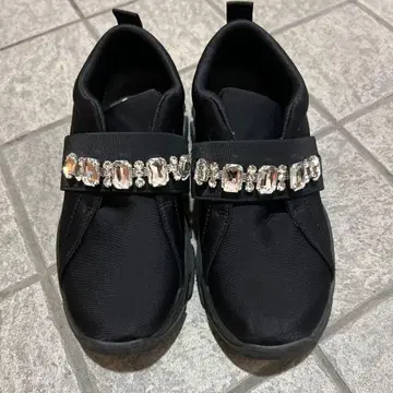 CRL 비쥬 포함 블랙 스니커즈